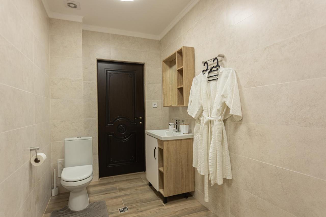 Hotel Nikopoli On Vodopadnaya 21А New Athos Eksteriør billede
