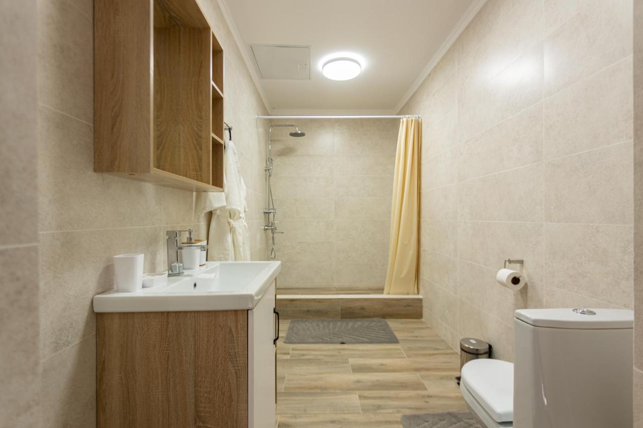 Hotel Nikopoli On Vodopadnaya 21А New Athos Eksteriør billede