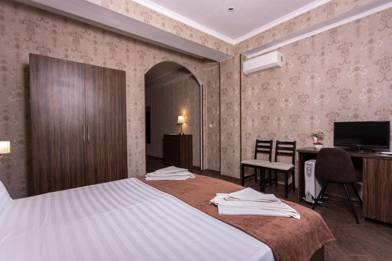 Hotel Nikopoli On Vodopadnaya 21А New Athos Eksteriør billede