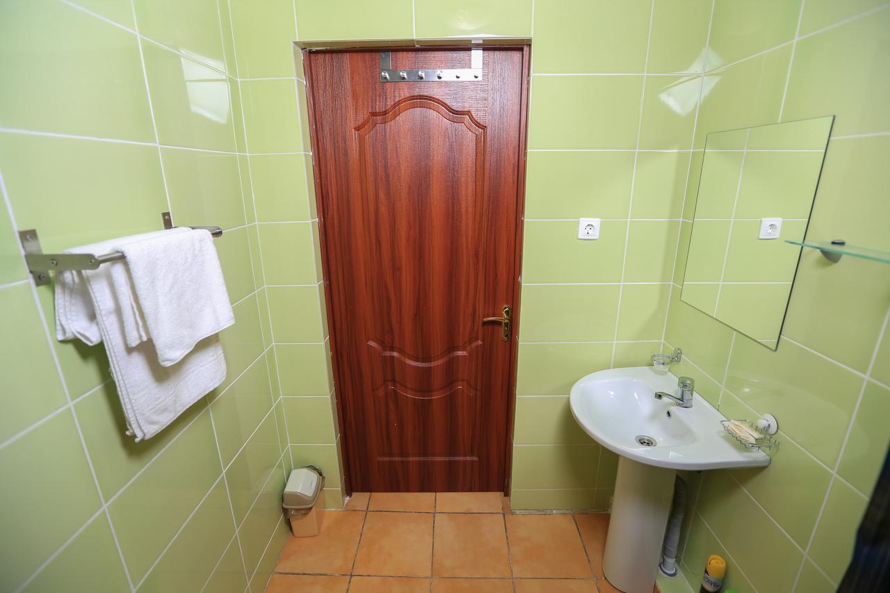 Hotel Nikopoli On Vodopadnaya 21А New Athos Eksteriør billede
